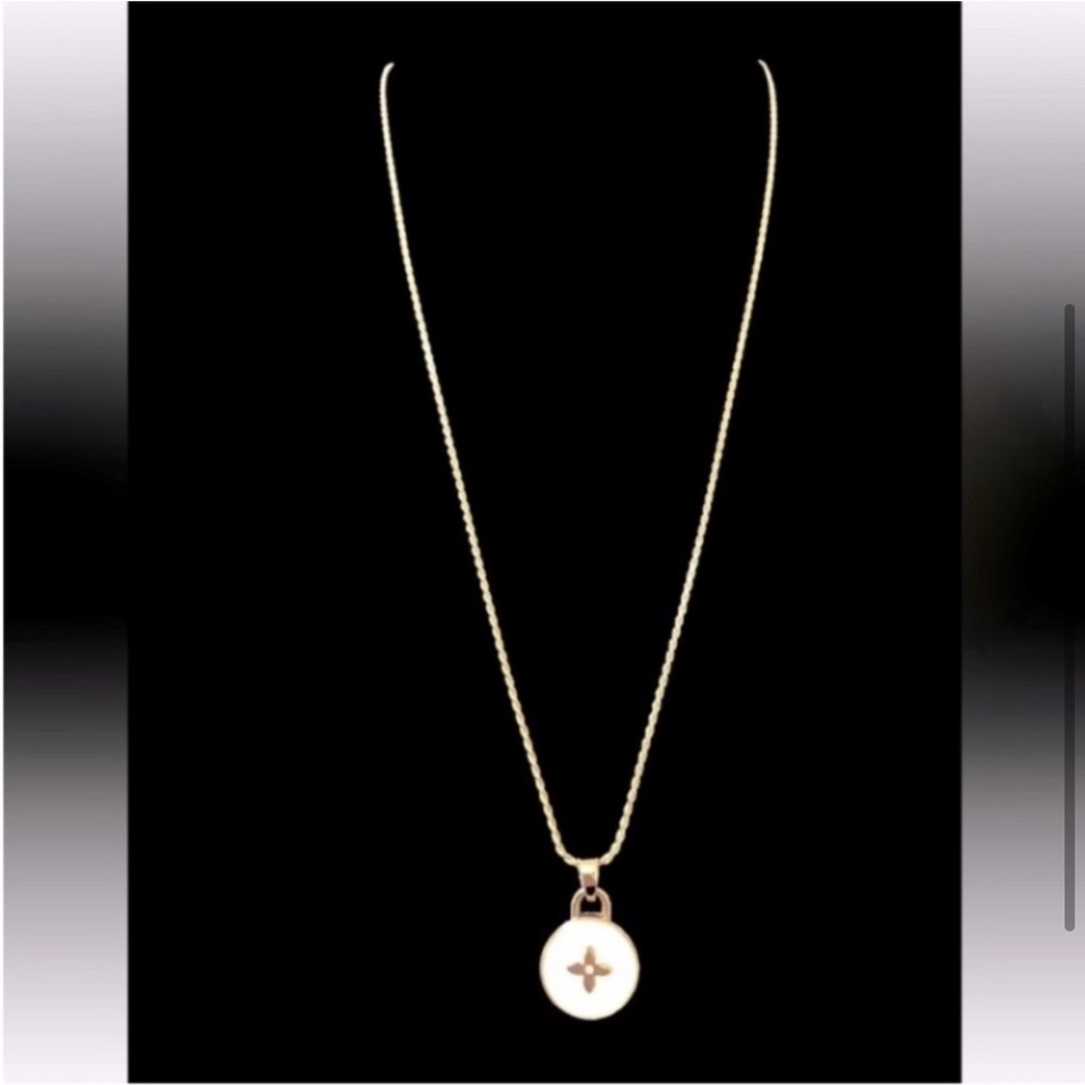 Authentic Louis Vuitton White Necklace - Picture 3 of 4